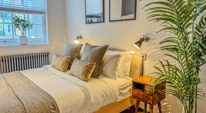 Photo of Lightness of Life