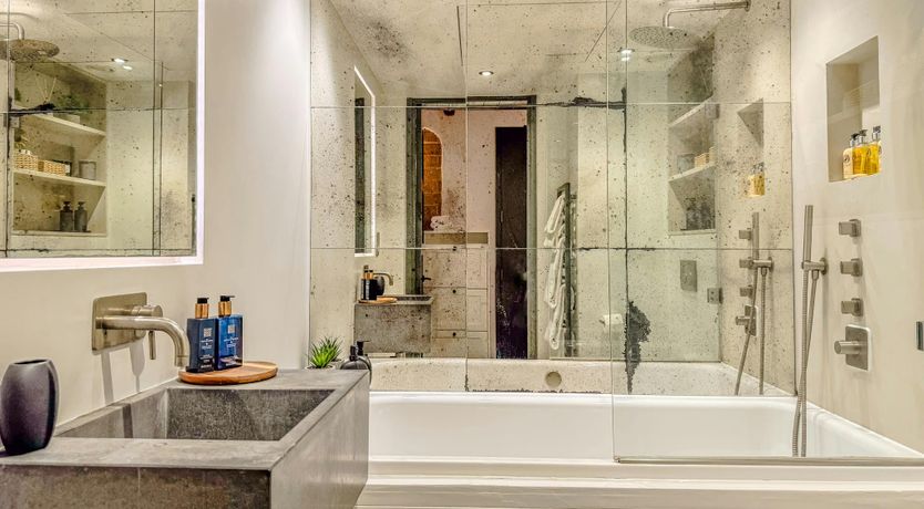 Photo of Lightness of Life