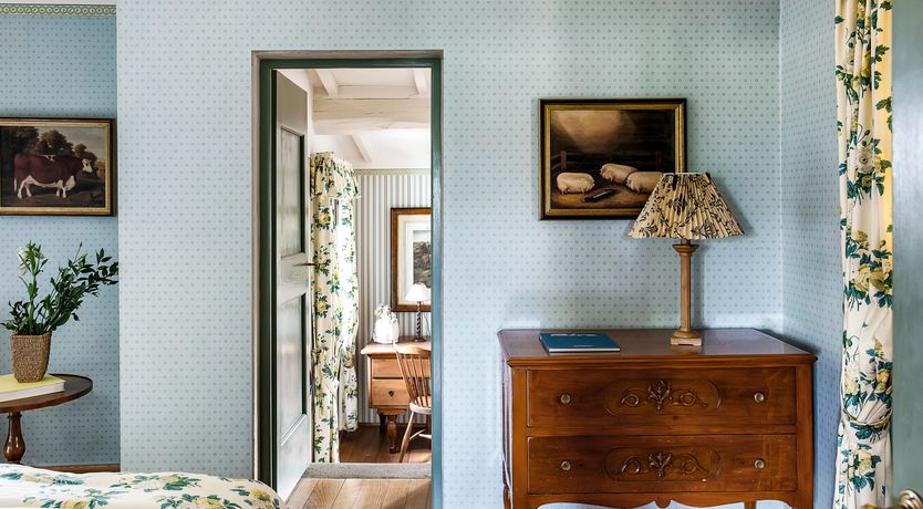 Photo of Canopy of Elegance