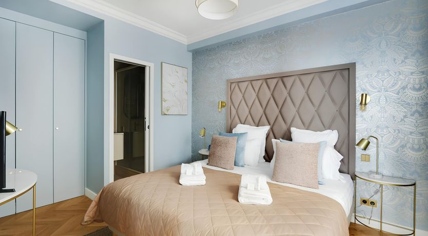 Photo of Modern Splendour