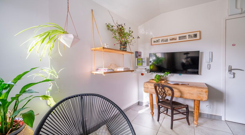 Photo of Deep Midnight Blue