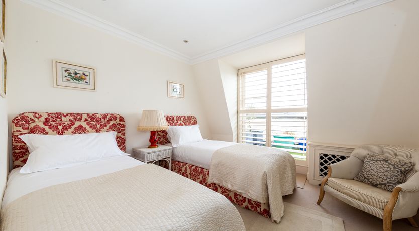 Photo of Chelsea Sunshine