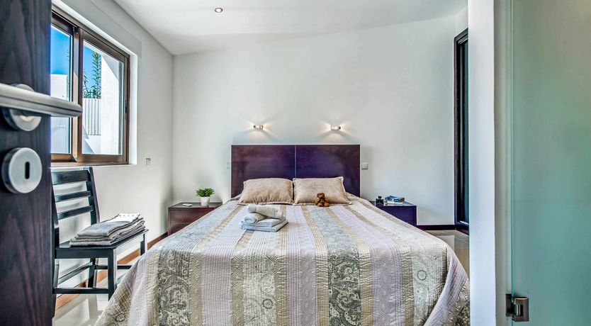 Photo of Palm Trees & Turquoise Seas