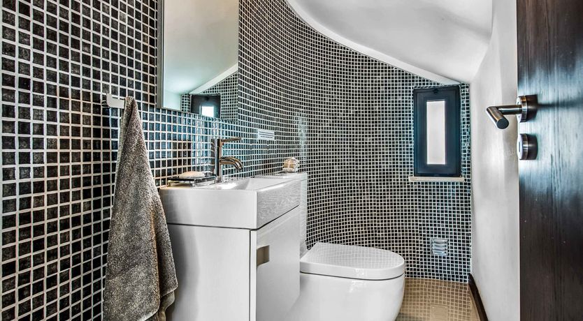 Photo of Palm Trees & Turquoise Seas