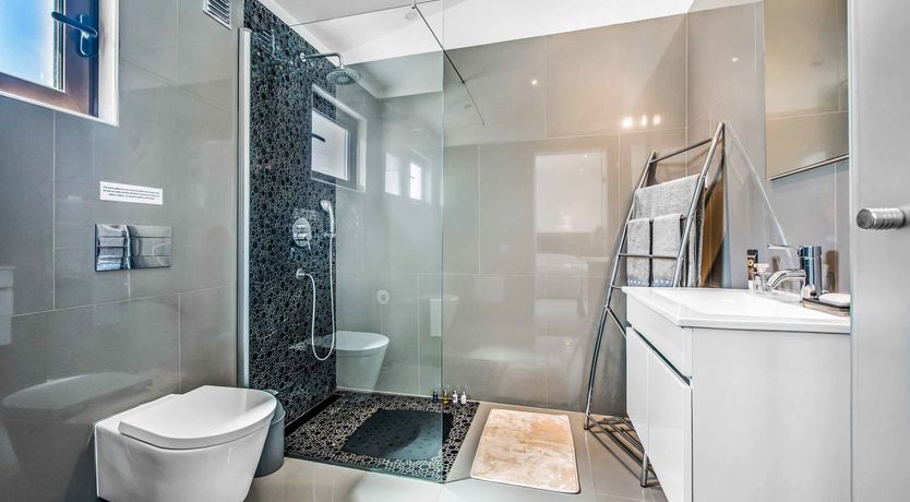 Photo of Palm Trees & Turquoise Seas