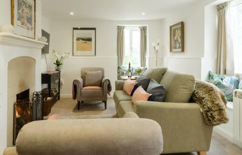 A Cotswolds Hideaway Holiday Home