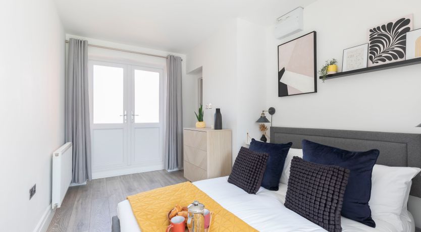 Photo of Sun Whisper