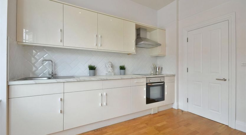 Photo of Golden Ivory