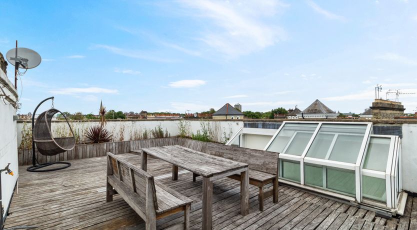 Photo of Royal Light