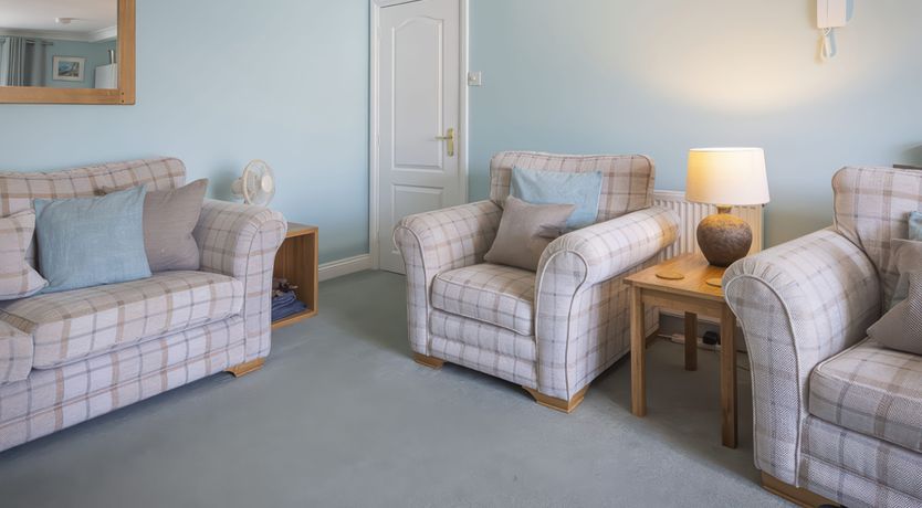 Photo of Baker's Dozen, 13 Dartmouth House