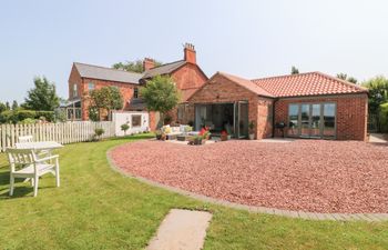 Highfield Cottage Holiday Home