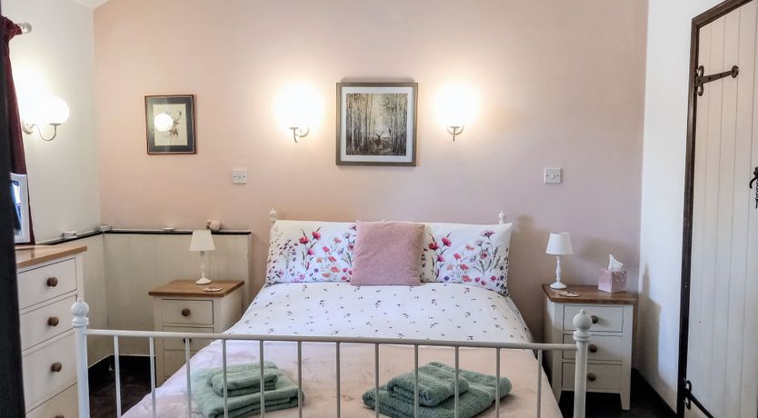 Photo of Sheepfold Cottage, Dulverton