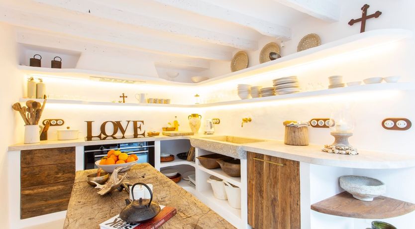 Photo of Mallorcan Stone