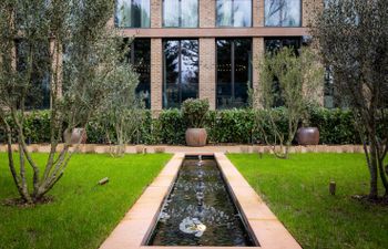 An Urban Retreat Holiday Home