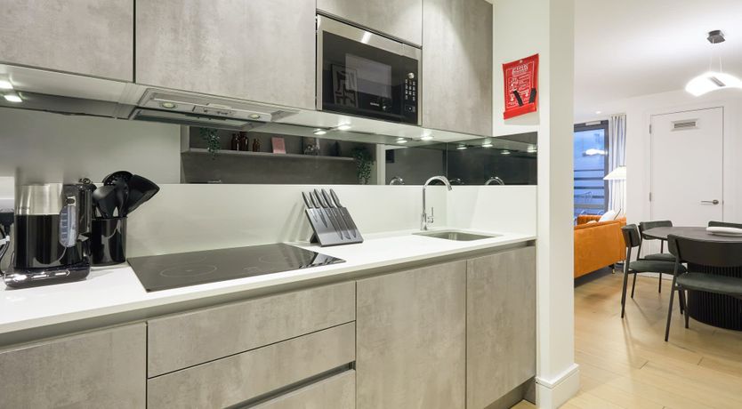 Photo of Crown of the City