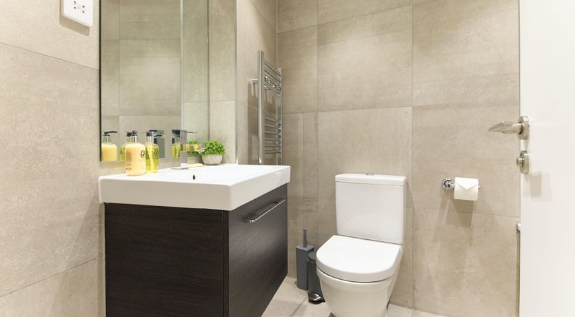 Photo of Crown of the City