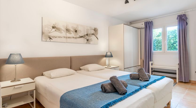 Photo of The Edge of the Sea