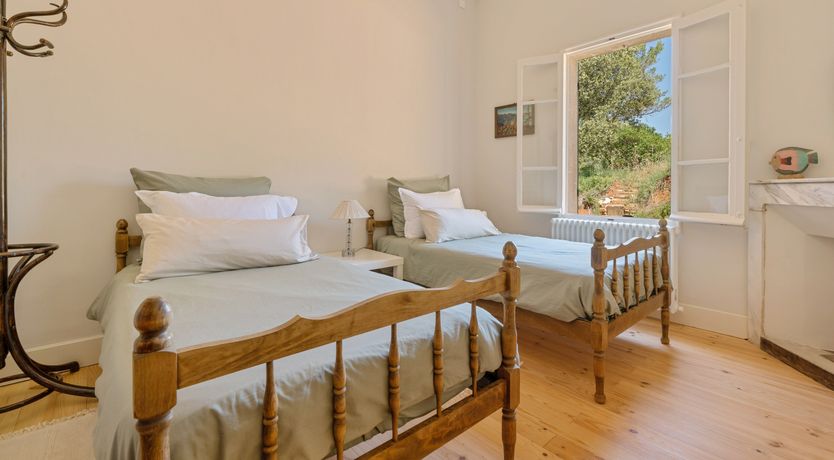 Photo of Art & Earth