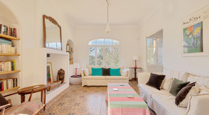 Photo of Art & Earth