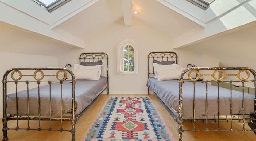 Photo of Art & Earth