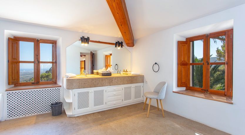 Photo of Palma Olive