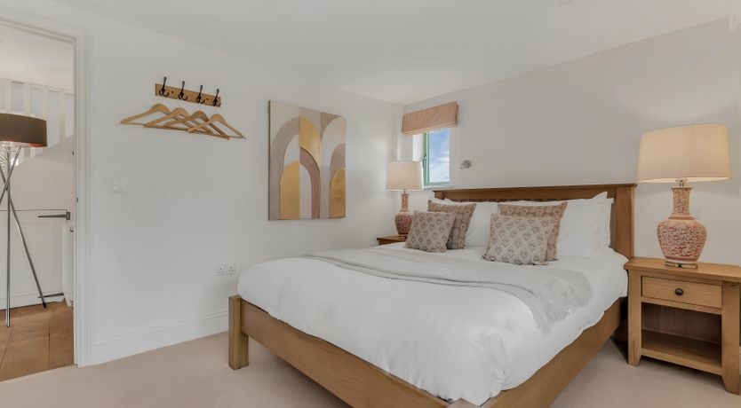 Photo of Wild Rose Lane