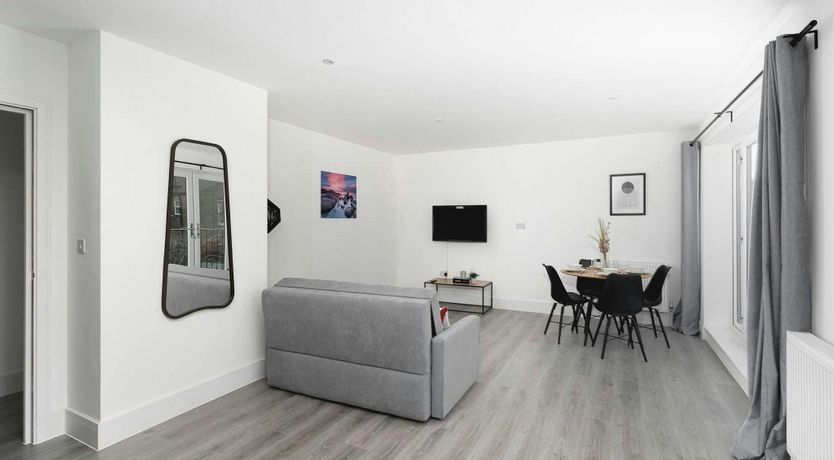 Photo of Enfield Modern