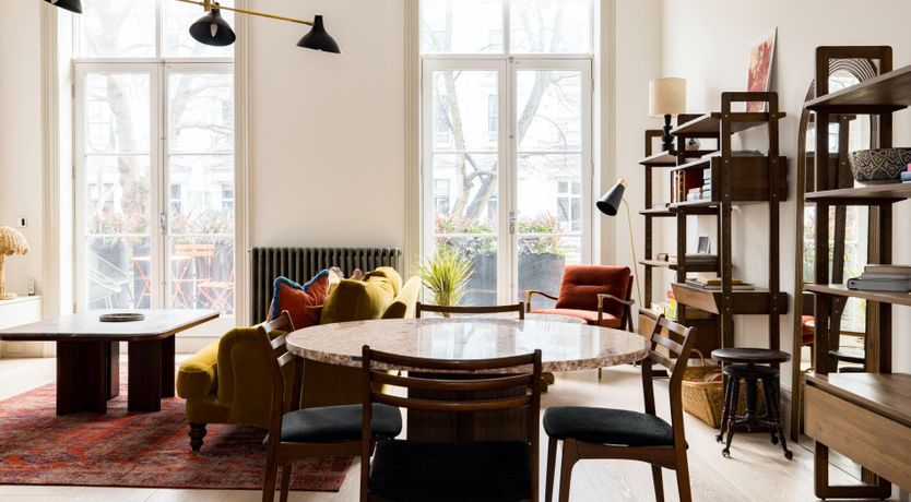 Photo of London Chic