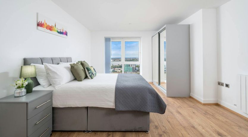 Photo of Thames Charm