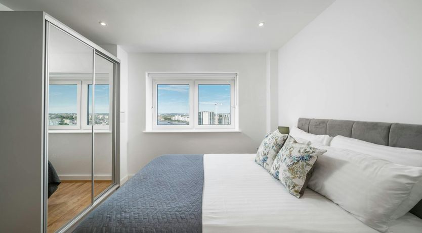 Photo of Thames Charm