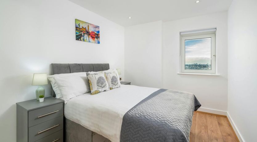 Photo of Thames Light