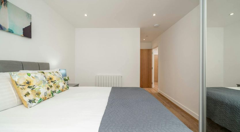 Photo of Thames Light