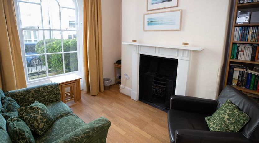 Photo of 4 Bed in Tenby