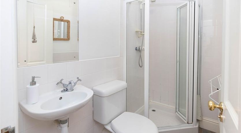 Photo of 4 Bed in Tenby