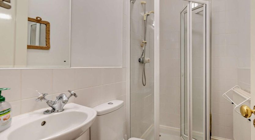 Photo of 4 Bed in Tenby
