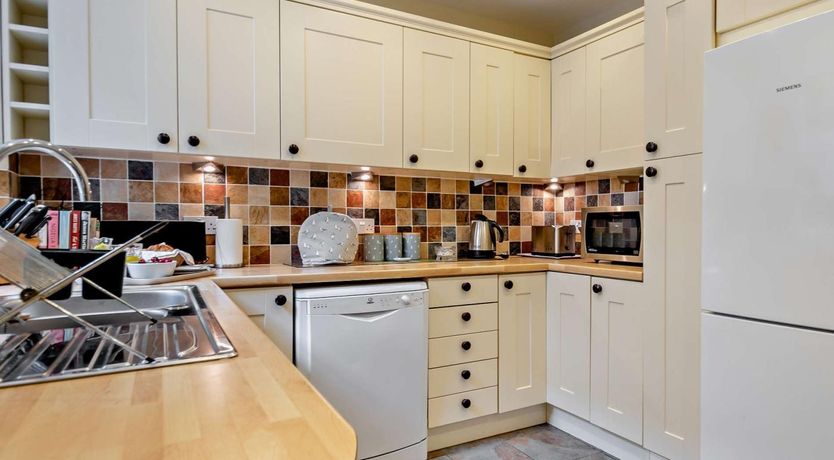 Photo of 4 Bed in Tenby