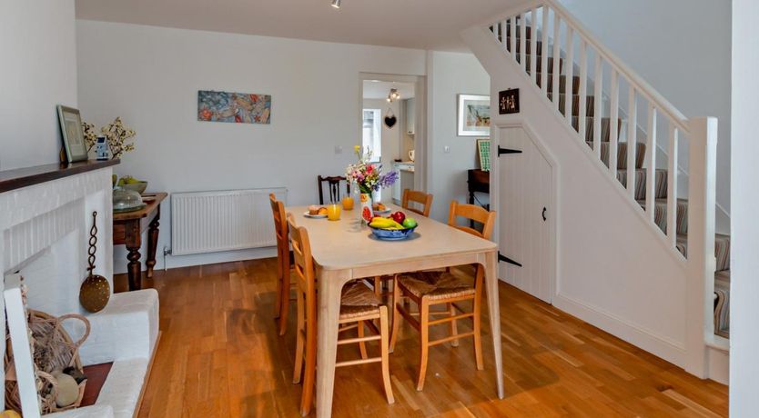 Photo of 3 Bed in Luccombe