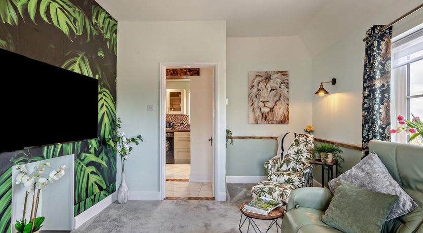 Photo of 1 Bed in Shipmeadow