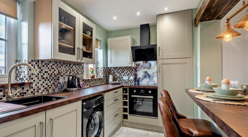 Photo of 1 Bed in Shipmeadow