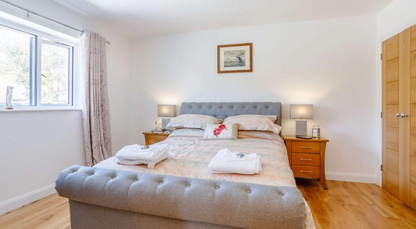 Photo of 4 Bed in Parracombe