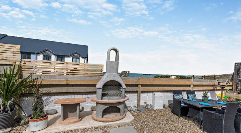 Photo of 3 Bed in Aberarth