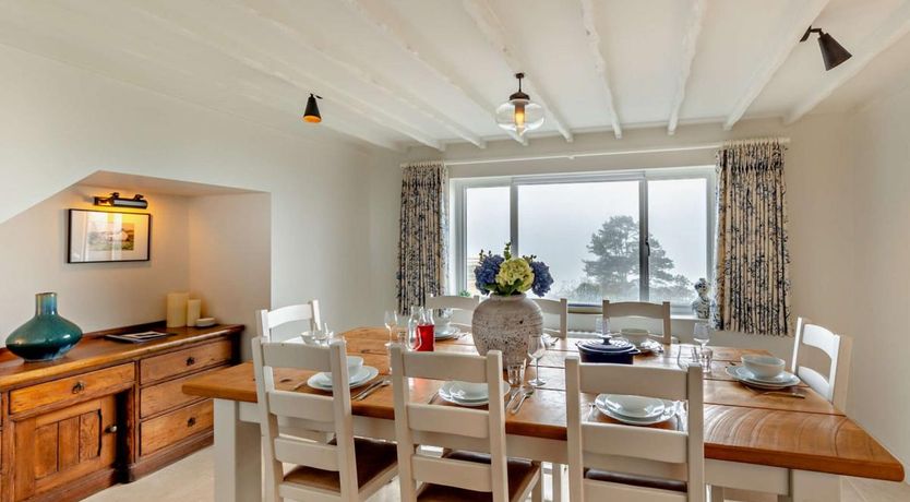 Photo of 5 Bed in Aberdovey