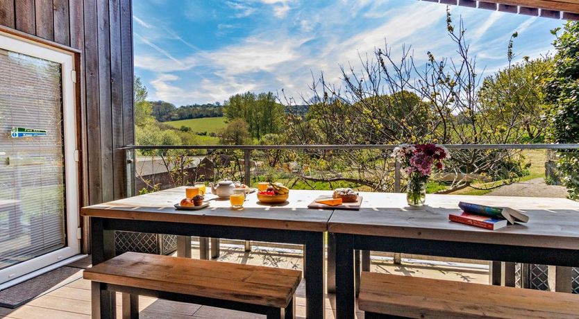 Photo of 5 Bed in Godshill