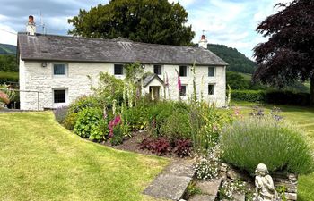 3 Bed in Llanover Holiday Home