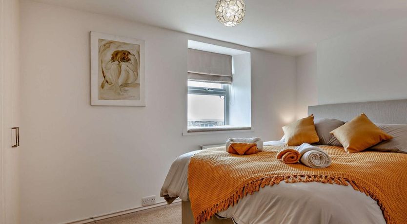 Photo of 3 Bed in Portland