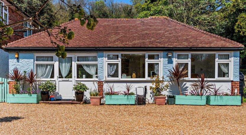 Photo of in Ventnor (94704)