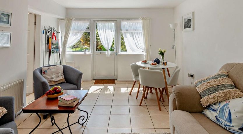 Photo of 2 Bed in Ventnor