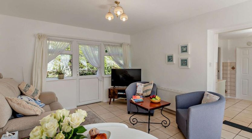 Photo of 2 Bed in Ventnor