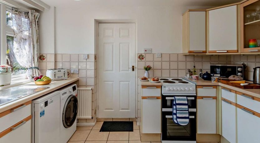 Photo of 2 Bed in Ventnor