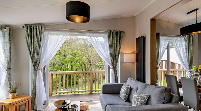 Photo of 2 Bed in Newport